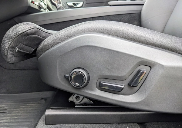 Volvo XC 60 cena 142900 przebieg: 15203, rok produkcji 2020 z Opole małe 191